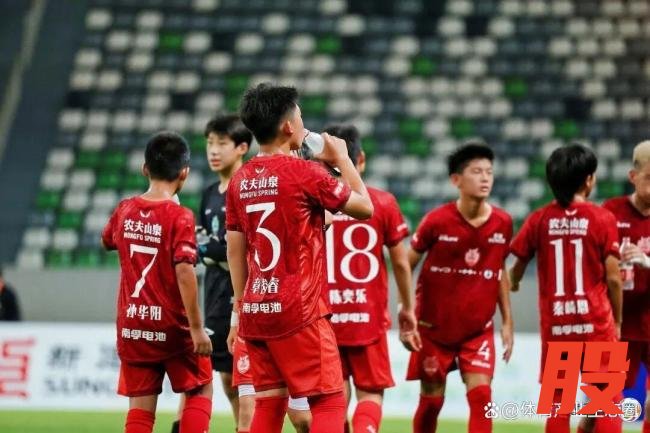 中国足球小将九年：一场社会化青训实验 曙光与挑战并存