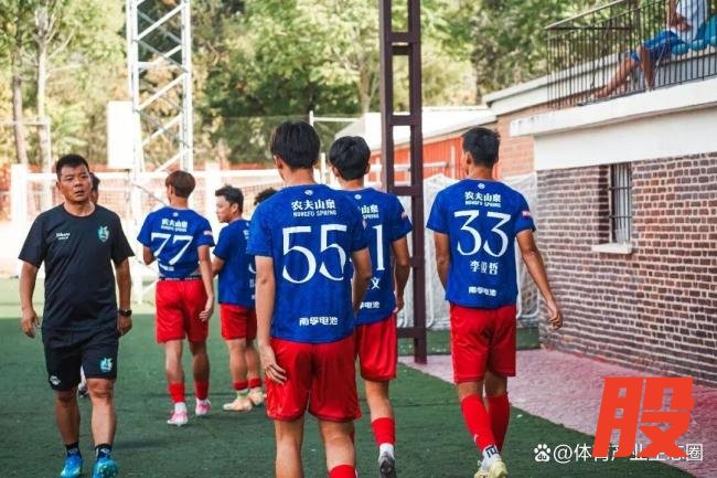 中国足球小将九年：一场社会化青训实验 曙光与挑战并存